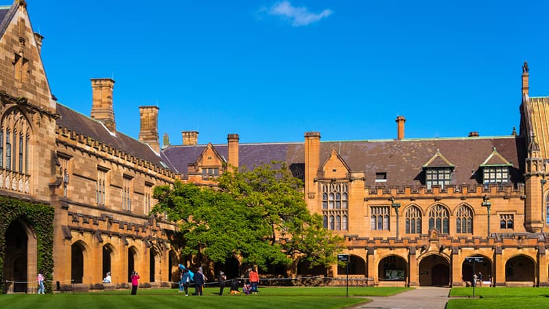 Top 8 Australian Universities for Foreign Students: