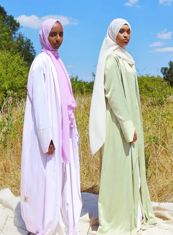 Exploring Elegance: The Allure of Inayah Abaya in Modern Fashion