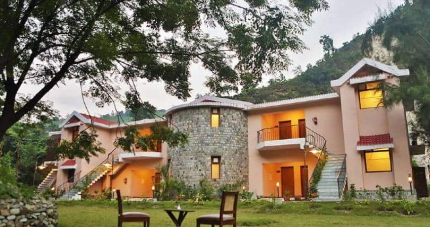Why Riverside Resorts in Jim Corbett Are Perfect for Nature Lovers