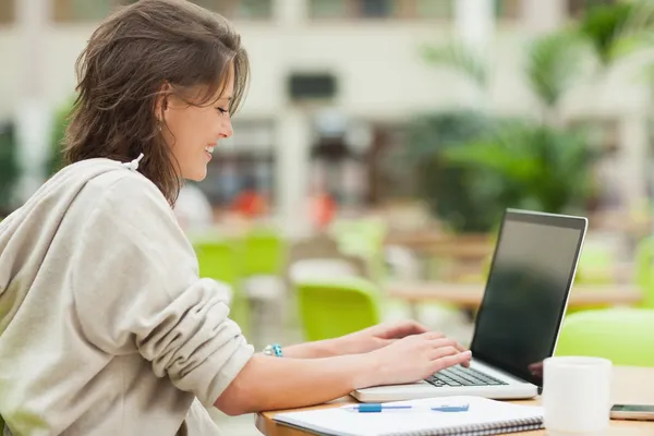 MATLAB Assignment Help in UAE: Solving Complex Problems with Ease